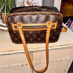 Louis Vutton Cite Handbag